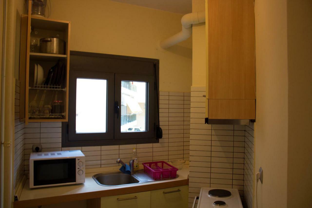 Cute Apartment In The Center Of The City Лариса Екстериор снимка