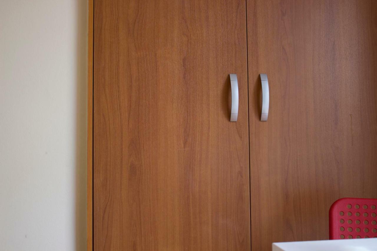 Cute Apartment In The Center Of The City Лариса Екстериор снимка