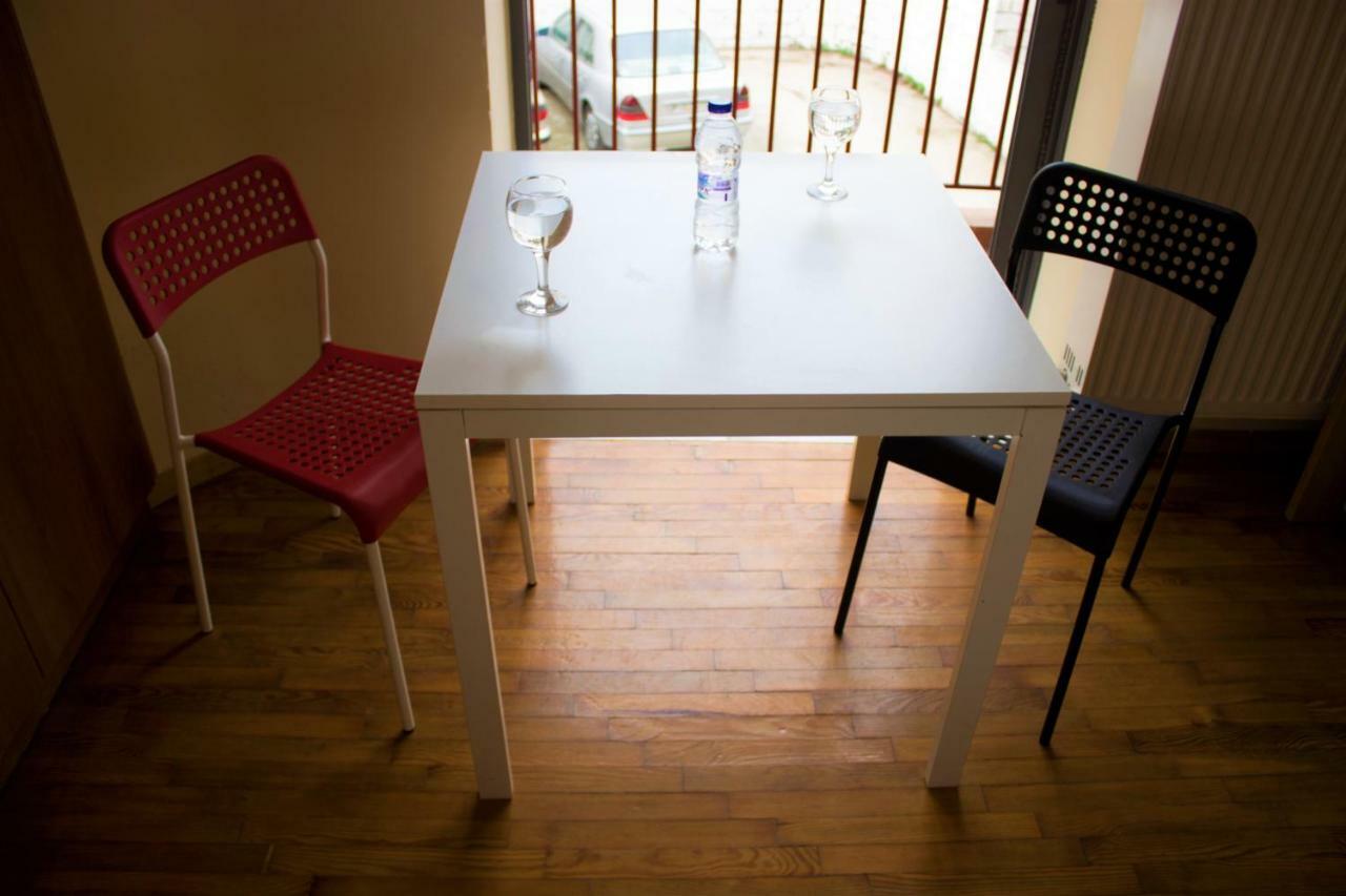 Cute Apartment In The Center Of The City Лариса Екстериор снимка