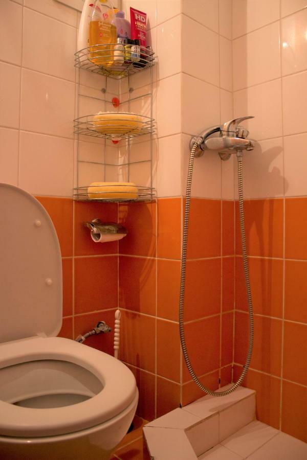 Cute Apartment In The Center Of The City Лариса Екстериор снимка