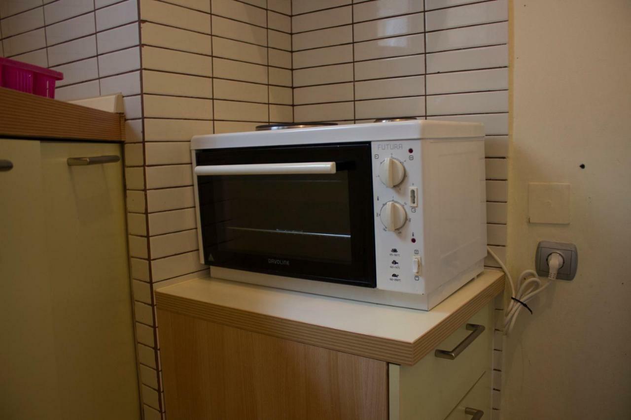 Cute Apartment In The Center Of The City Лариса Екстериор снимка